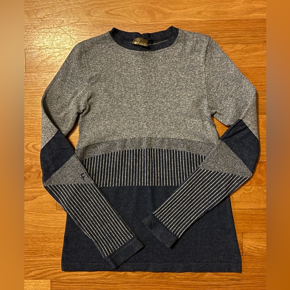 FIGS Long Sleeve Underscrub M/L
